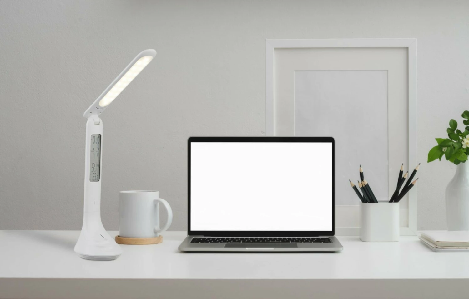 LED-Tischleuchte - weiß - mit Uhr und Alarm 4 LED-Tischleuchte - weiß - mit Uhr und Alarm – Bild 2